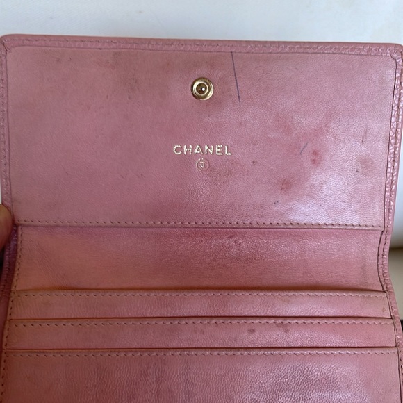 CHANEL CAVIAR WALLET - Picture 4 of 12